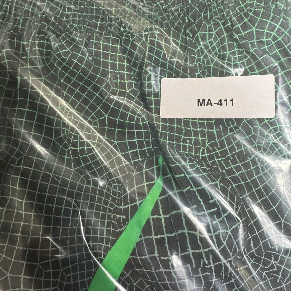 Nike Mens Swim Trunks Green Purple Gradient Grid Board Shorts Large NESS9445